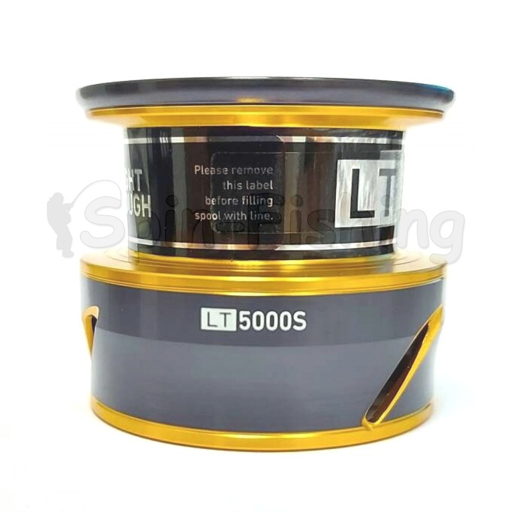 Шпуля Daiwa LT 5000 S - низкопрофильная (Black-Gold)